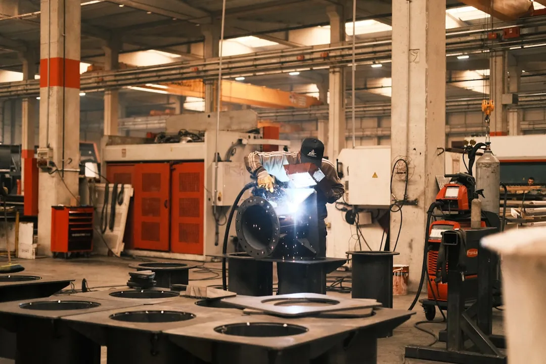 2025年半导体器件封装技术演进及其对电路板设计的影响